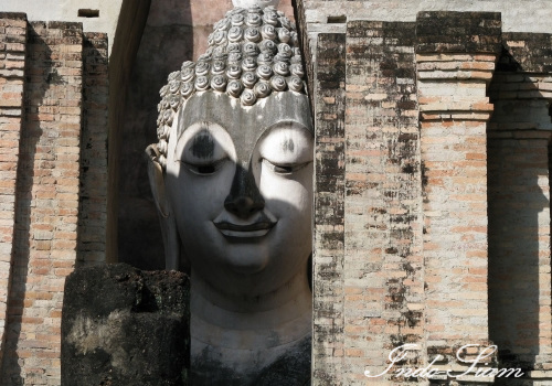 Wat Si Chum, Sukhothaï